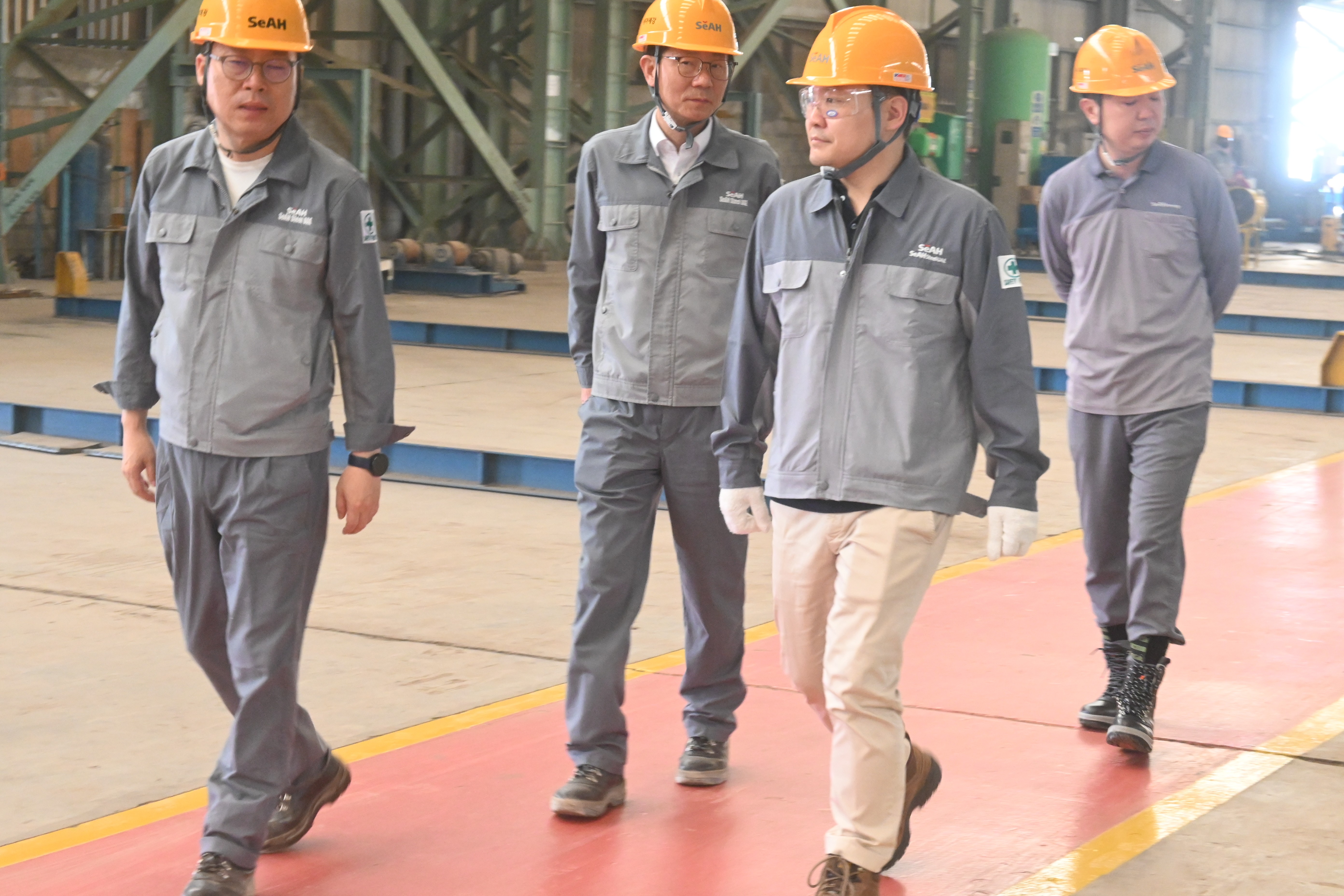 Safety demonstration on the shop floor